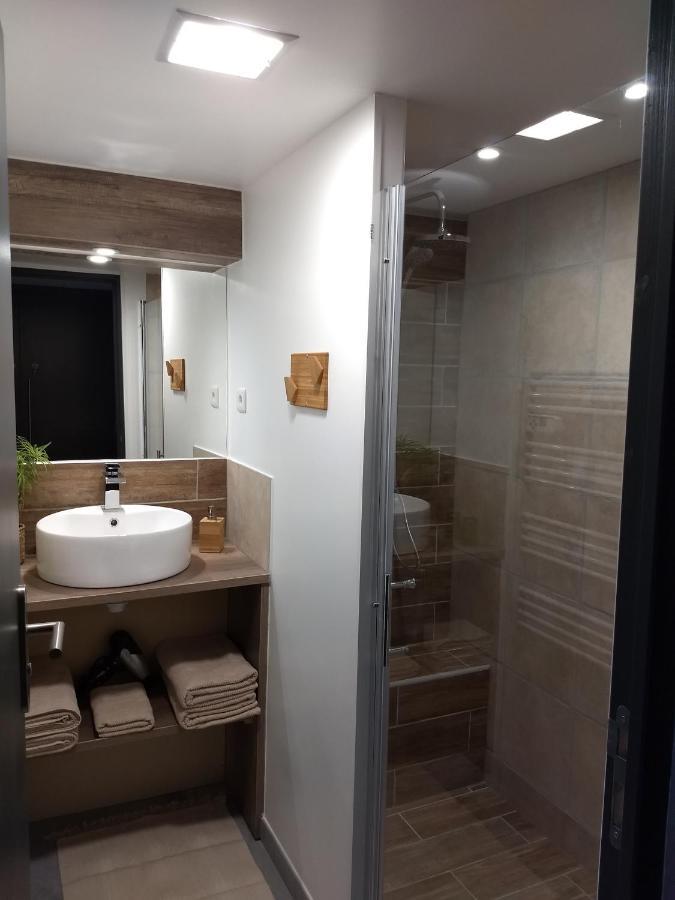 Bed and Breakfast Les Terrasses De Valensole Esterno foto