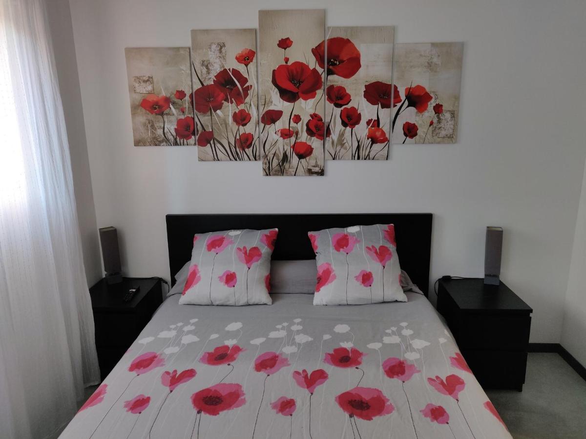 Bed and Breakfast Les Terrasses De Valensole Esterno foto