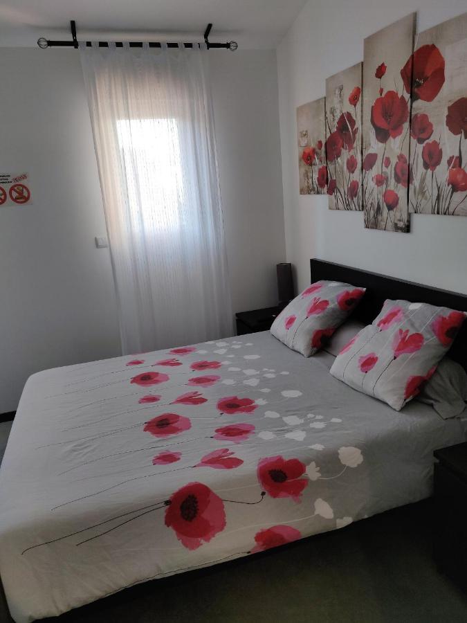 Bed and Breakfast Les Terrasses De Valensole Esterno foto