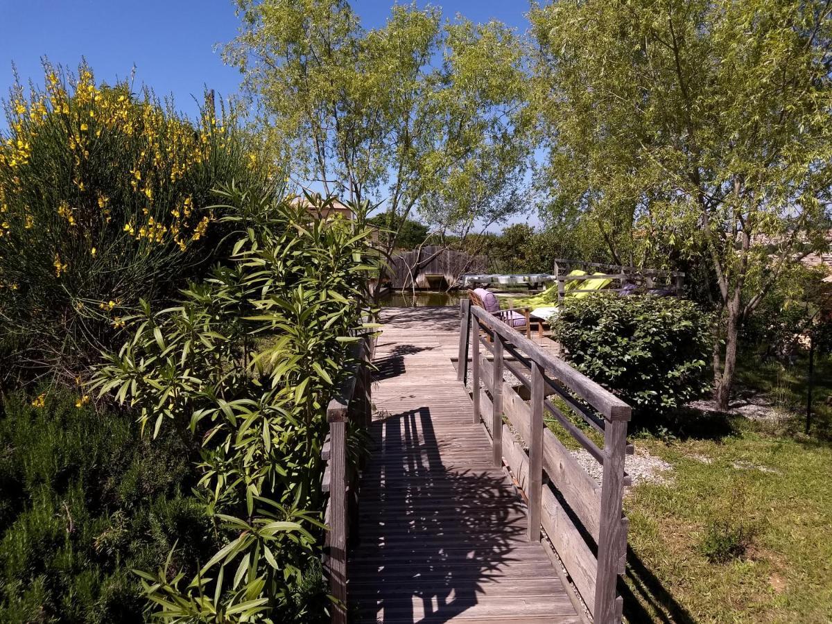 Bed and Breakfast Les Terrasses De Valensole Esterno foto