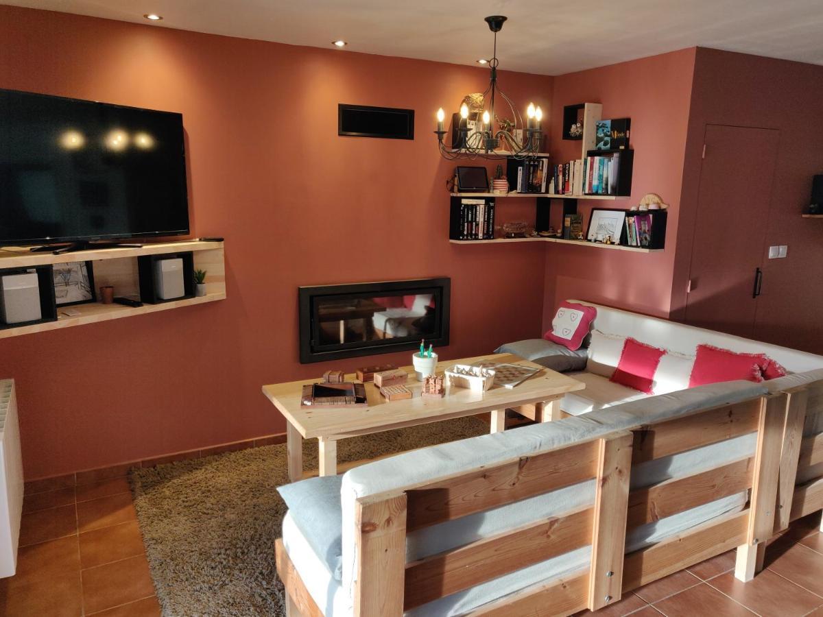 Bed and Breakfast Les Terrasses De Valensole Esterno foto