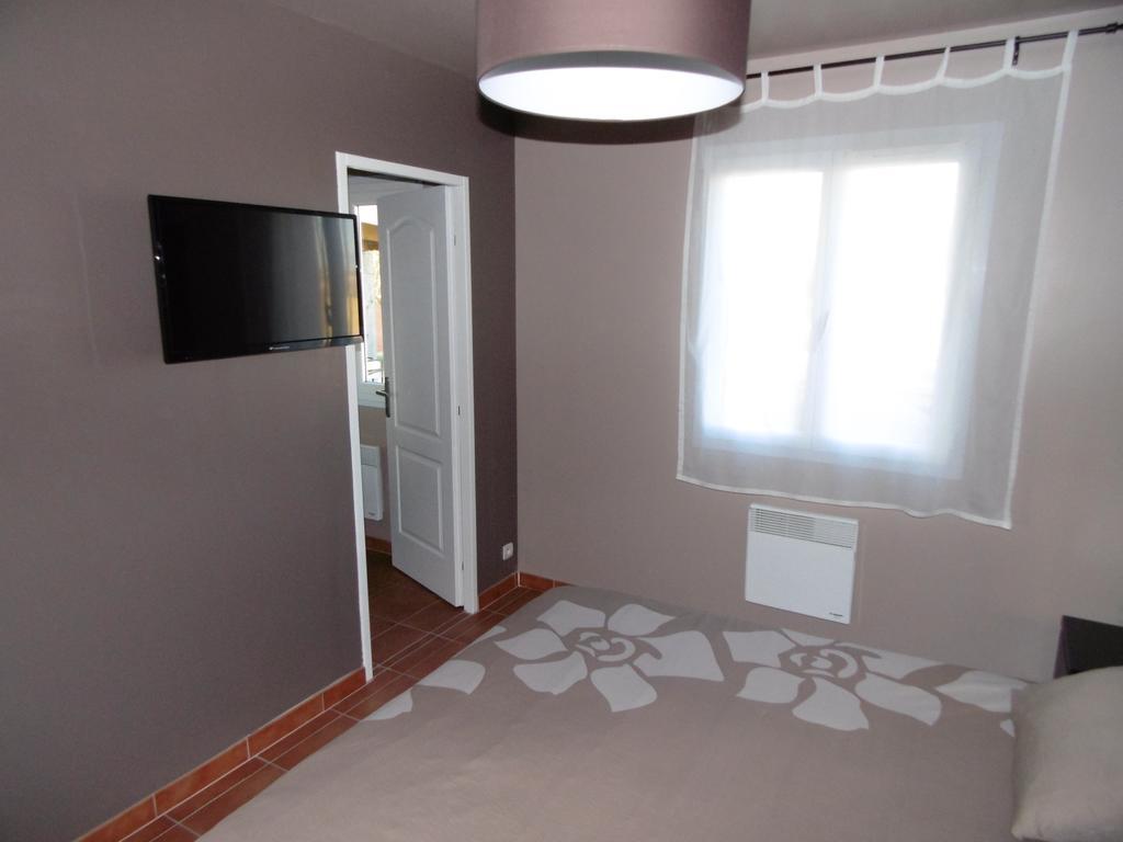 Bed and Breakfast Les Terrasses De Valensole Camera foto
