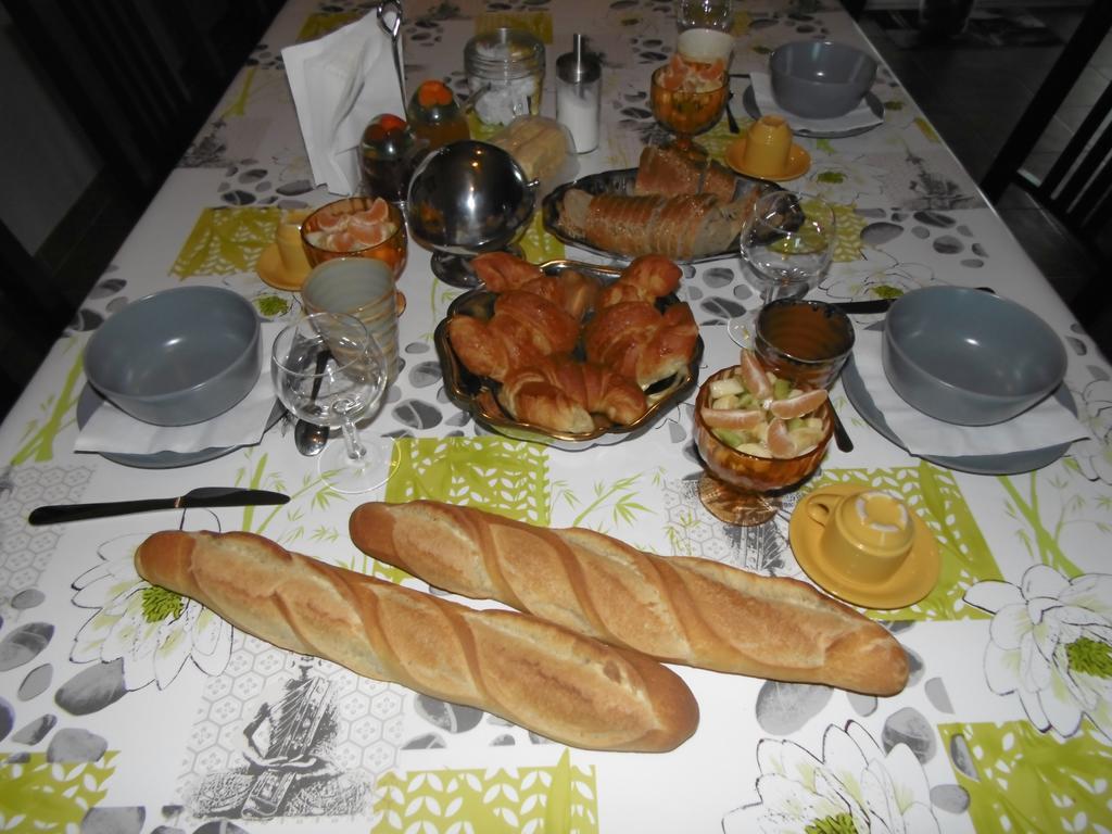 Bed and Breakfast Les Terrasses De Valensole Esterno foto