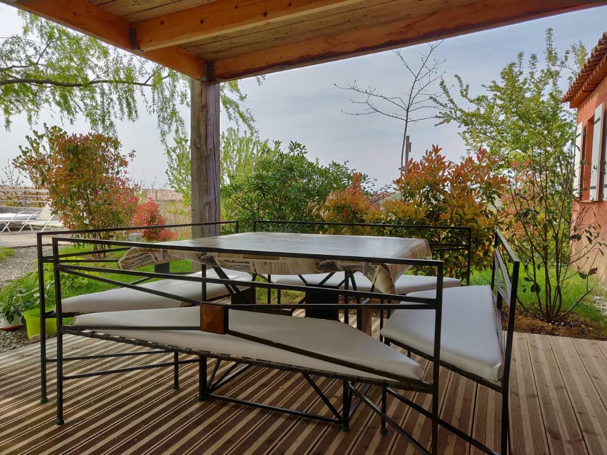 Bed and Breakfast Les Terrasses De Valensole Esterno foto